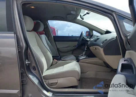 2009 Honda Civic Lx z USA, uszkodzony, nr VIN 19XFA16509E002691